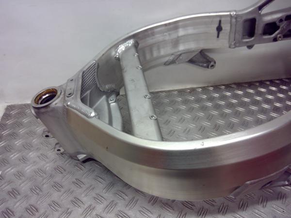 Rahmen Frame deutscher Streetfighter Honda CBR 900 RR SC33 Bj.99 15017km